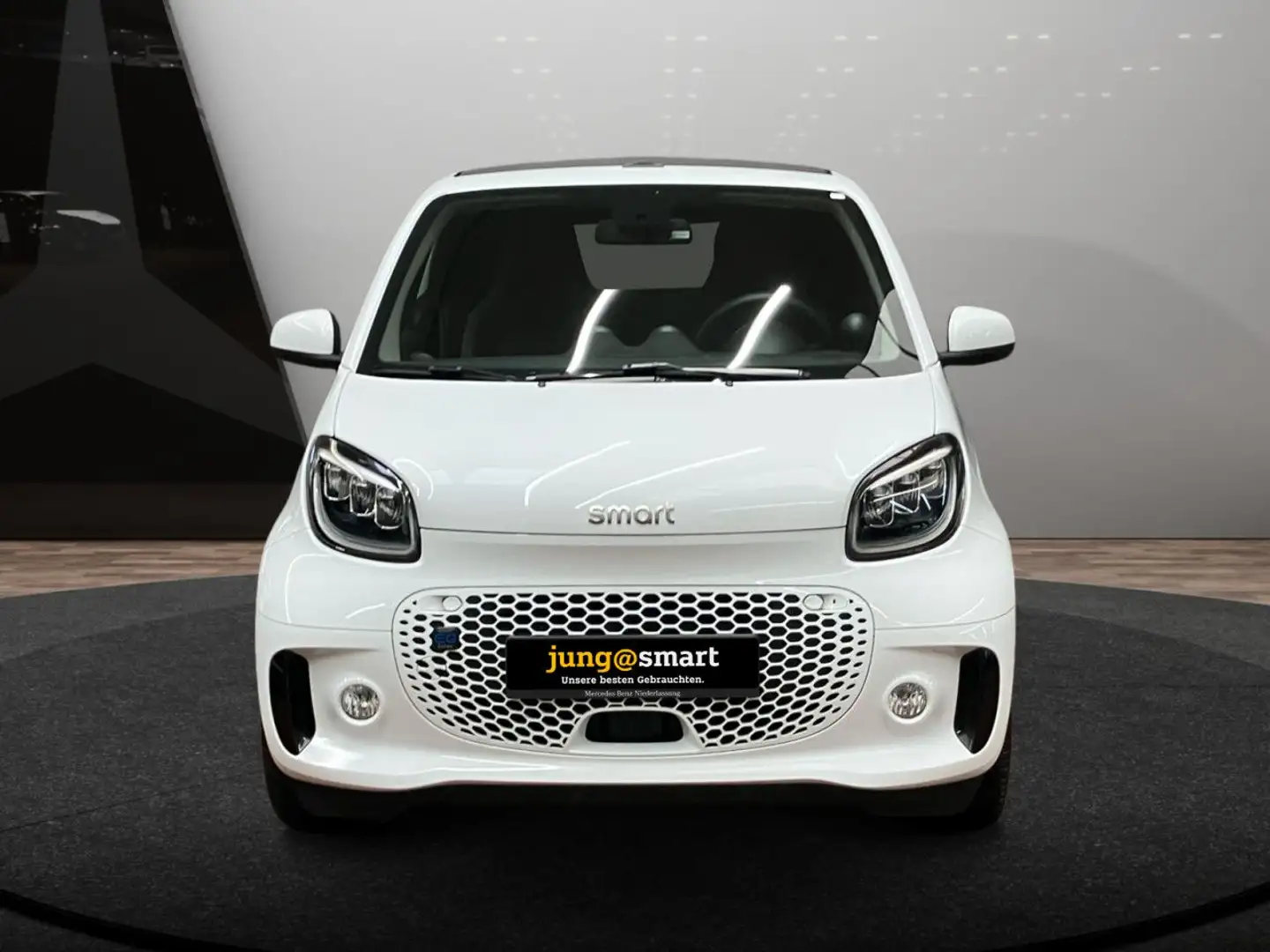 smart forTwo EQ 60kWed prime SHZ PDC+Kamera Ambiente Weiß - 2