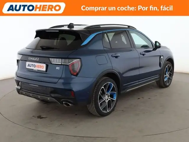 Lynk & Co 01 view 6