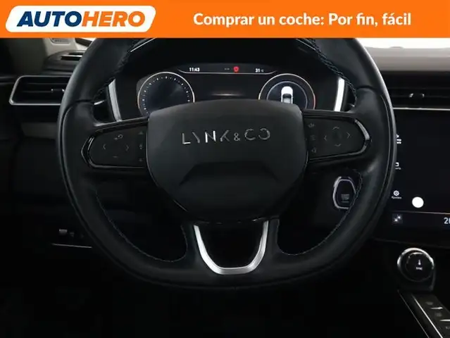 Lynk & Co 01 view 26