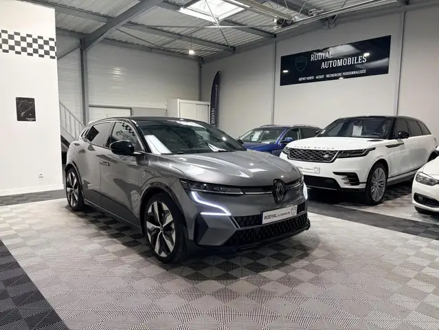 Renault Megane E-Tech EV60 220 cv Boîte auto ICONIC