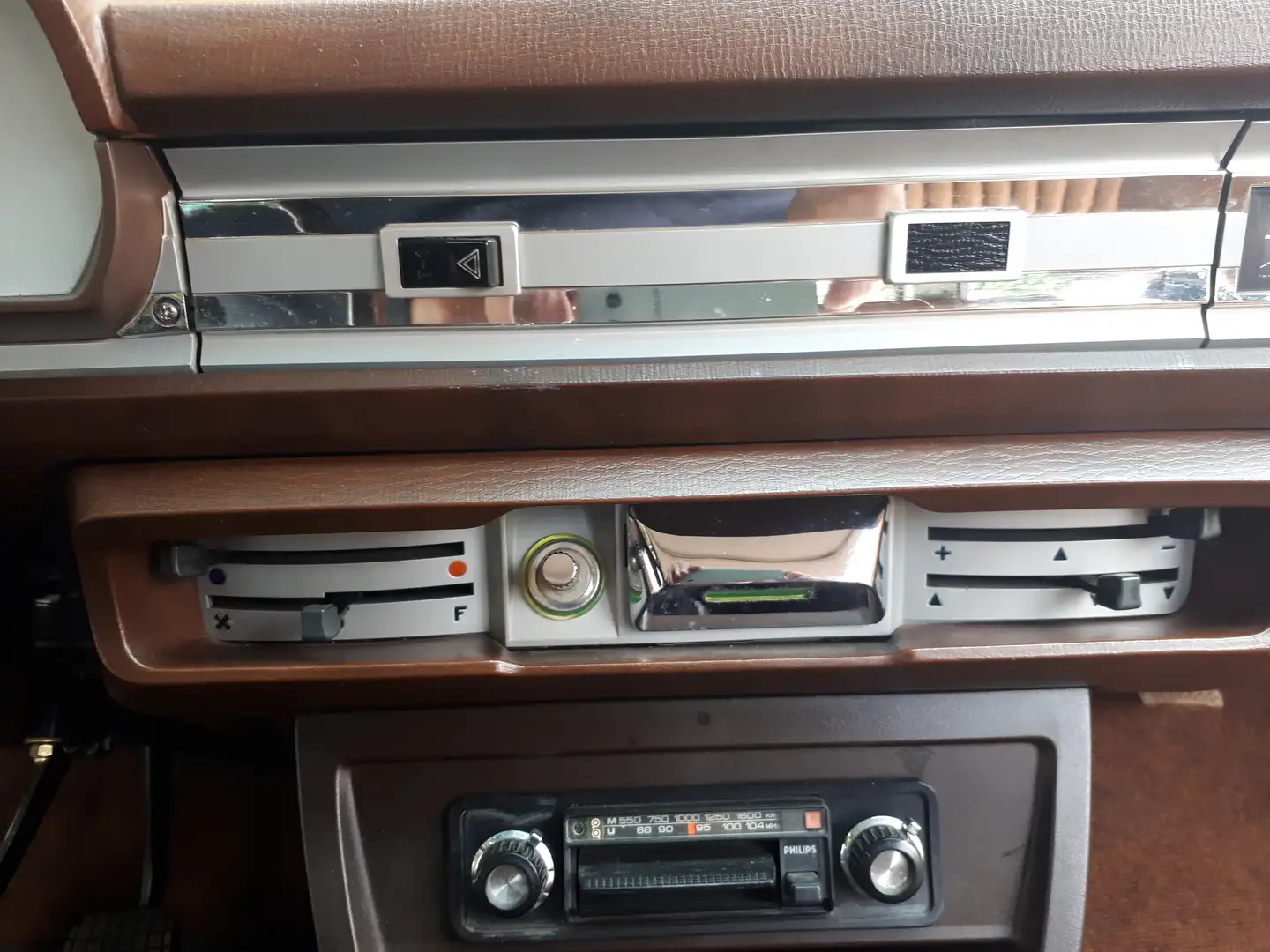 Peugeot 504 1800 injection Silber - 2