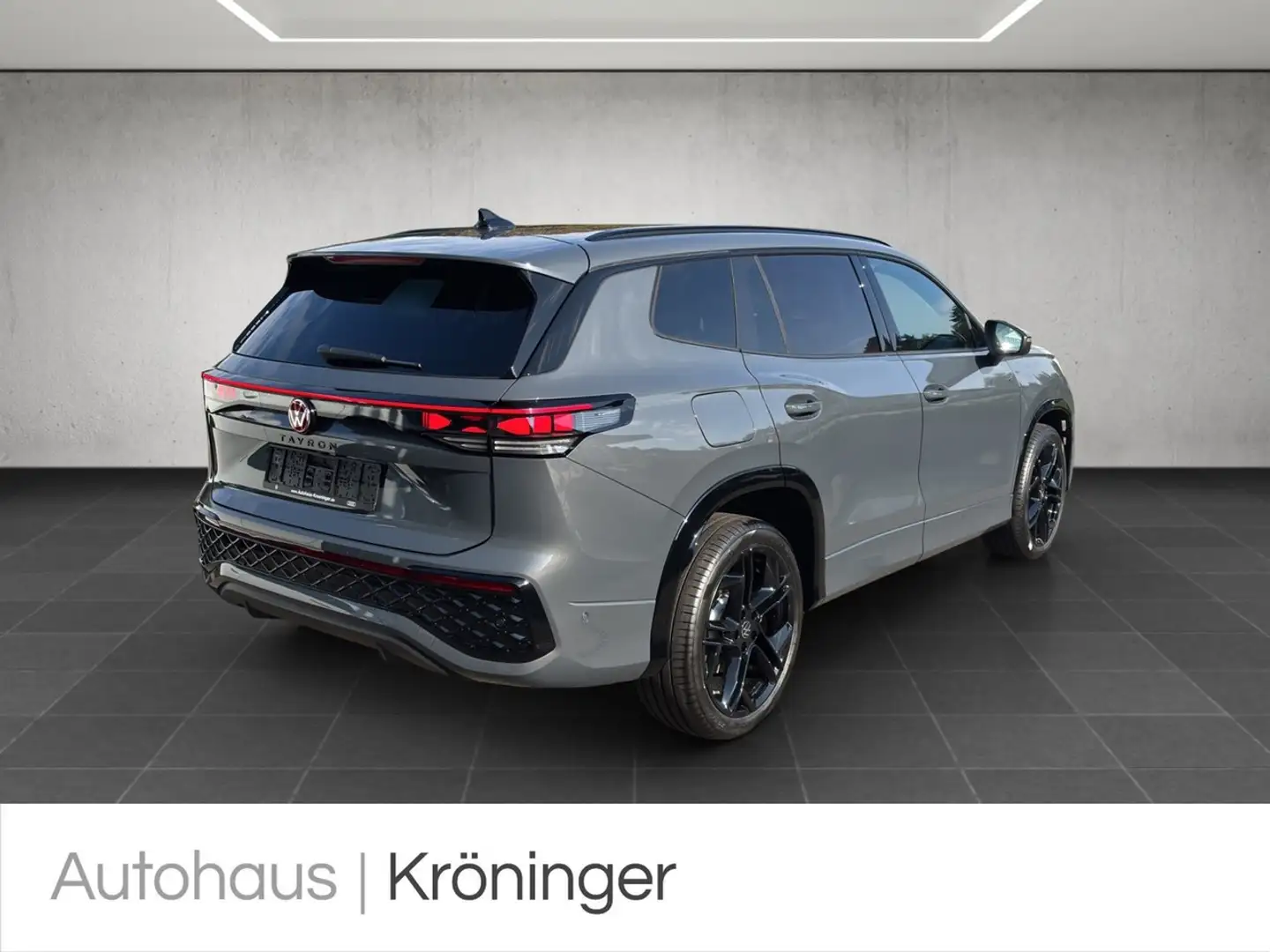 Volkswagen Tayron 2.0 TSI DSG 4MOTION R-Line AHK HUD LED Gris - 2