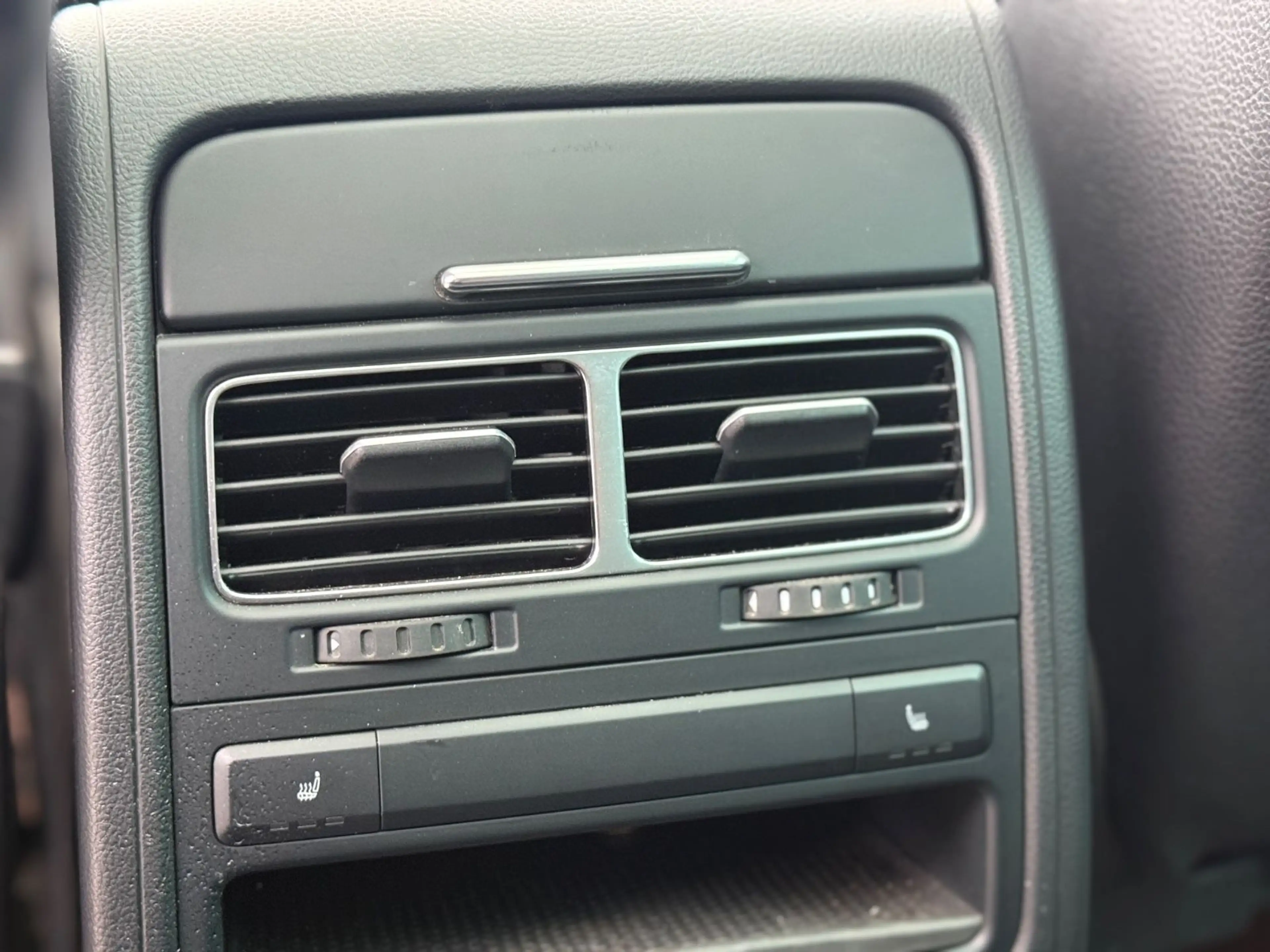 Volkswagen Touareg V6 TDI BMT/Panorama/Leder/Xenon/AHK/PDC — photo 15
