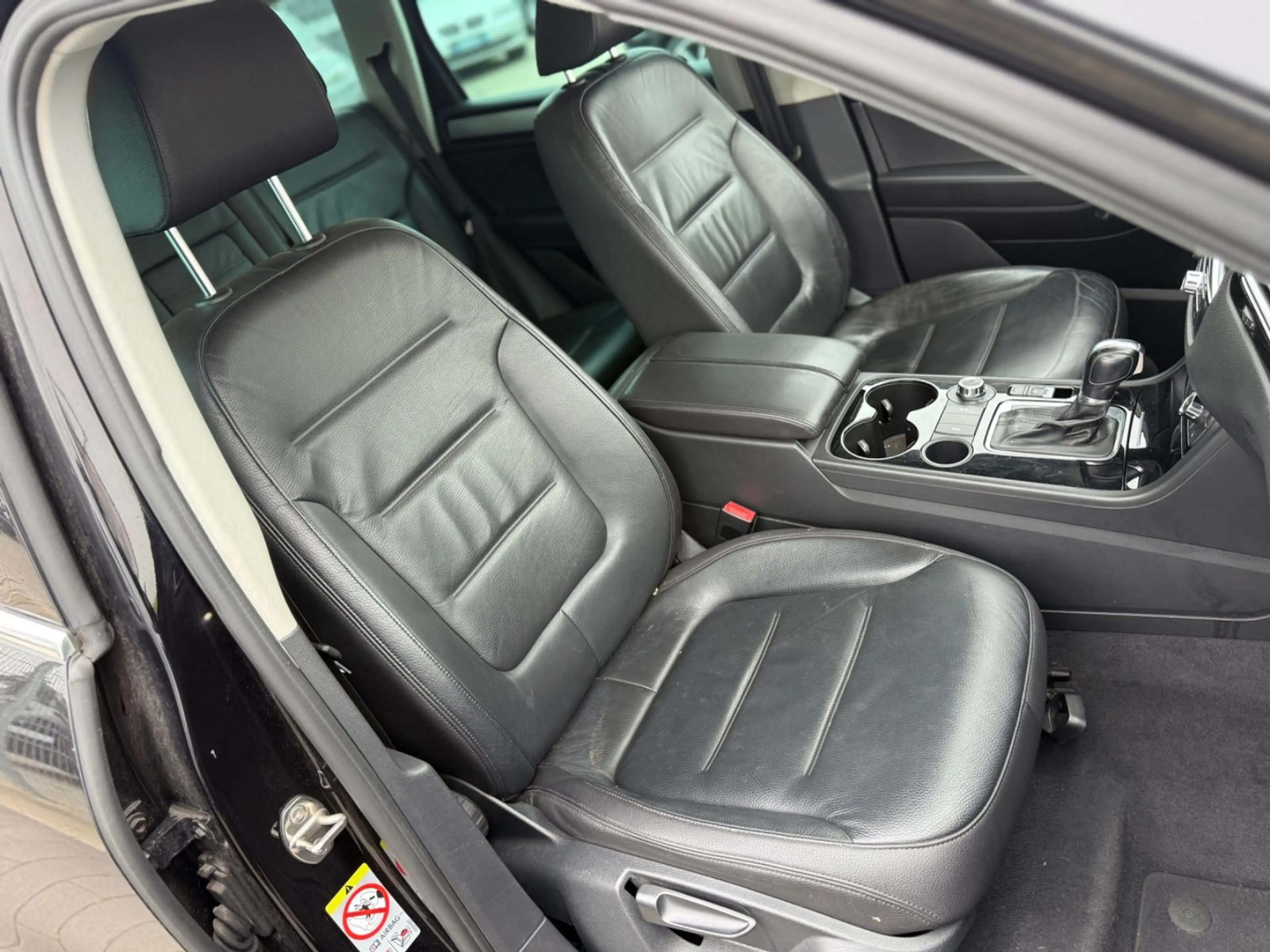 Volkswagen Touareg V6 TDI BMT/Panorama/Leder/Xenon/AHK/PDC — photo 9