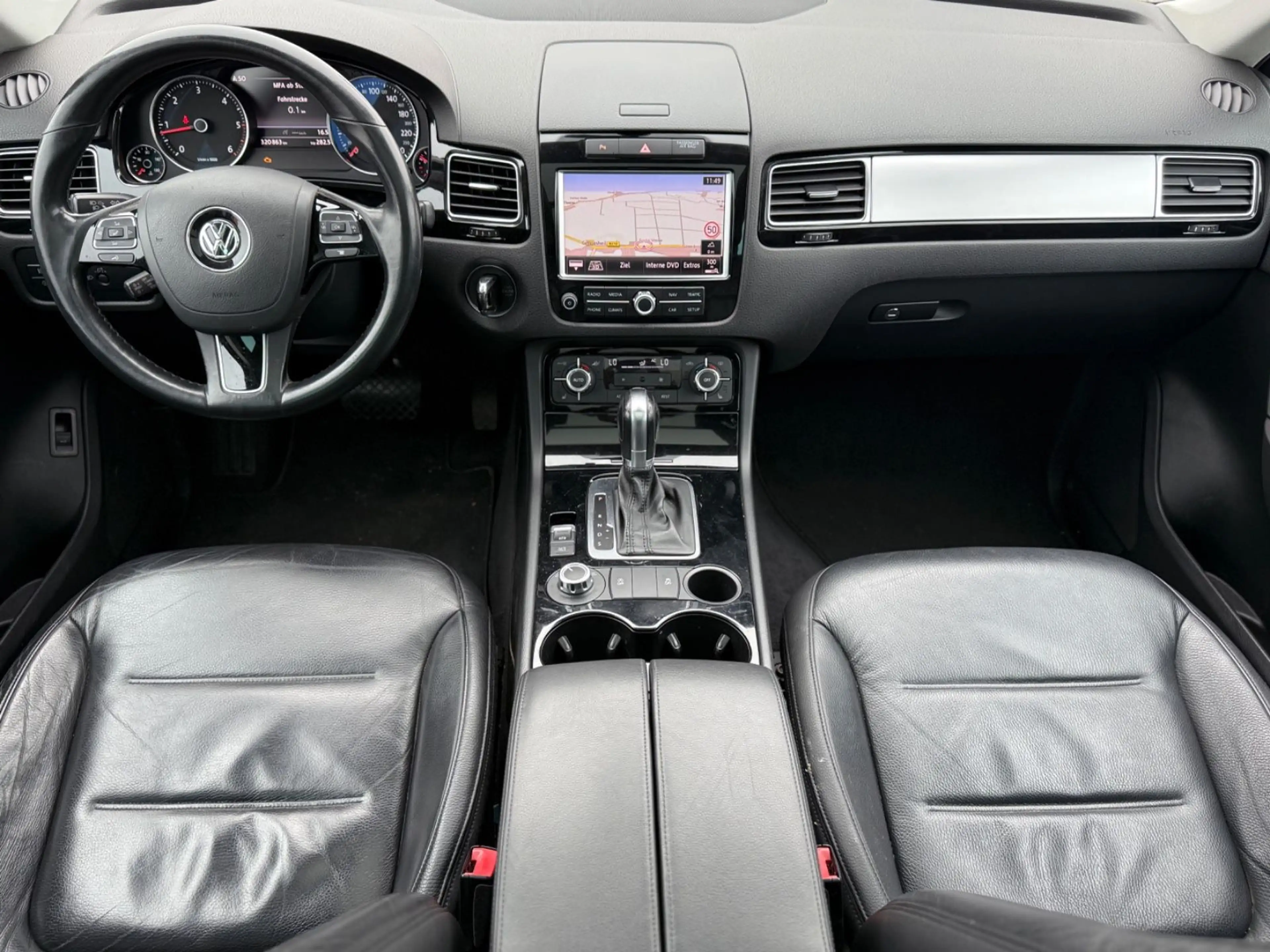 Volkswagen Touareg V6 TDI BMT/Panorama/Leder/Xenon/AHK/PDC — photo 11