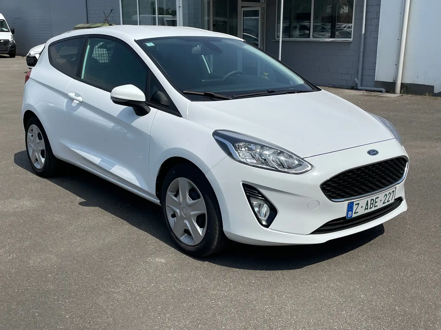 Ford Fiesta 1,5 TDCI Business CAMIONNETTE 2PL.AIRCO 9900 HTVA Blanco - 1