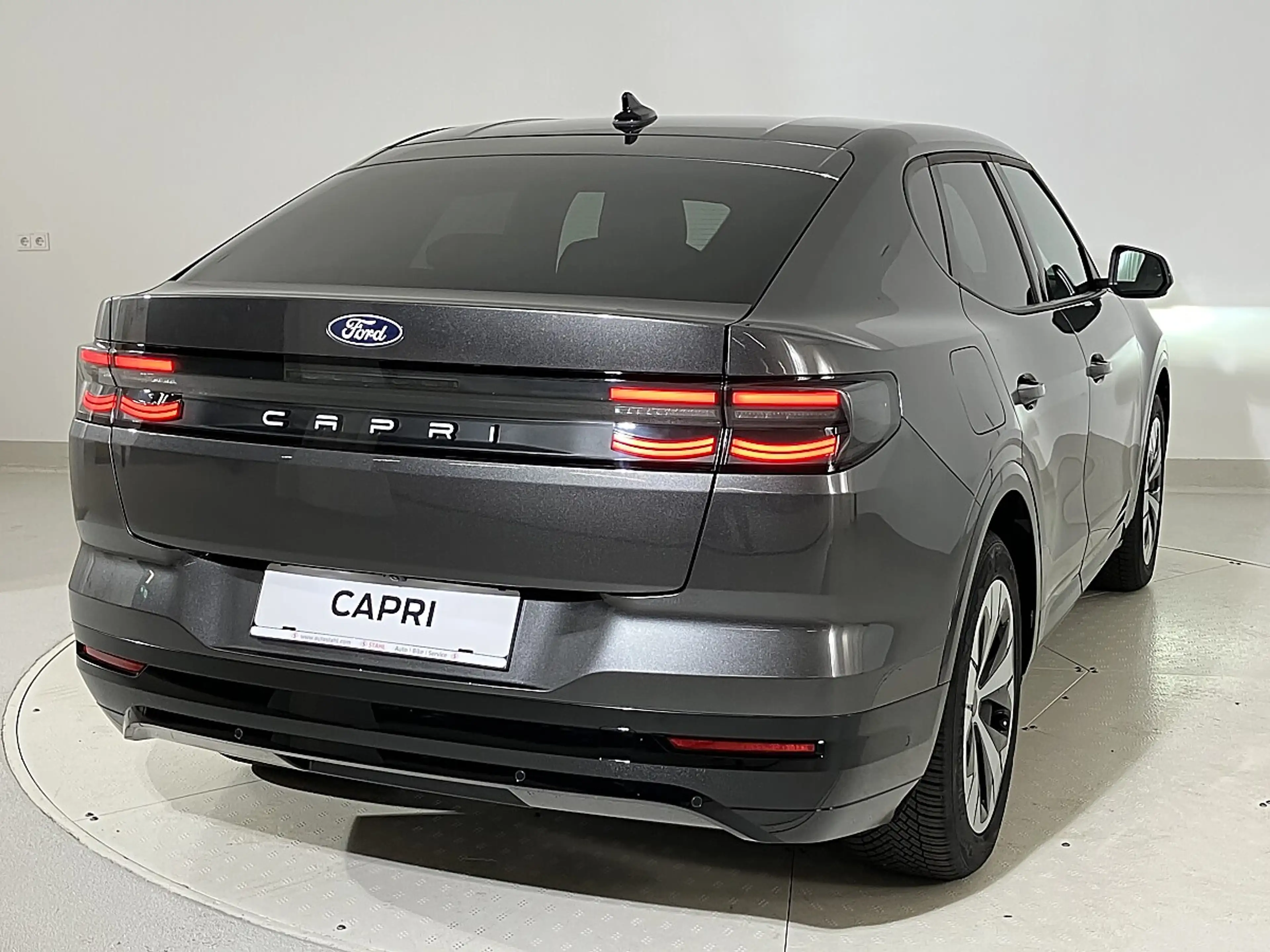 Ford Capri Elektro 58kWh Standard Range Style — photo 5
