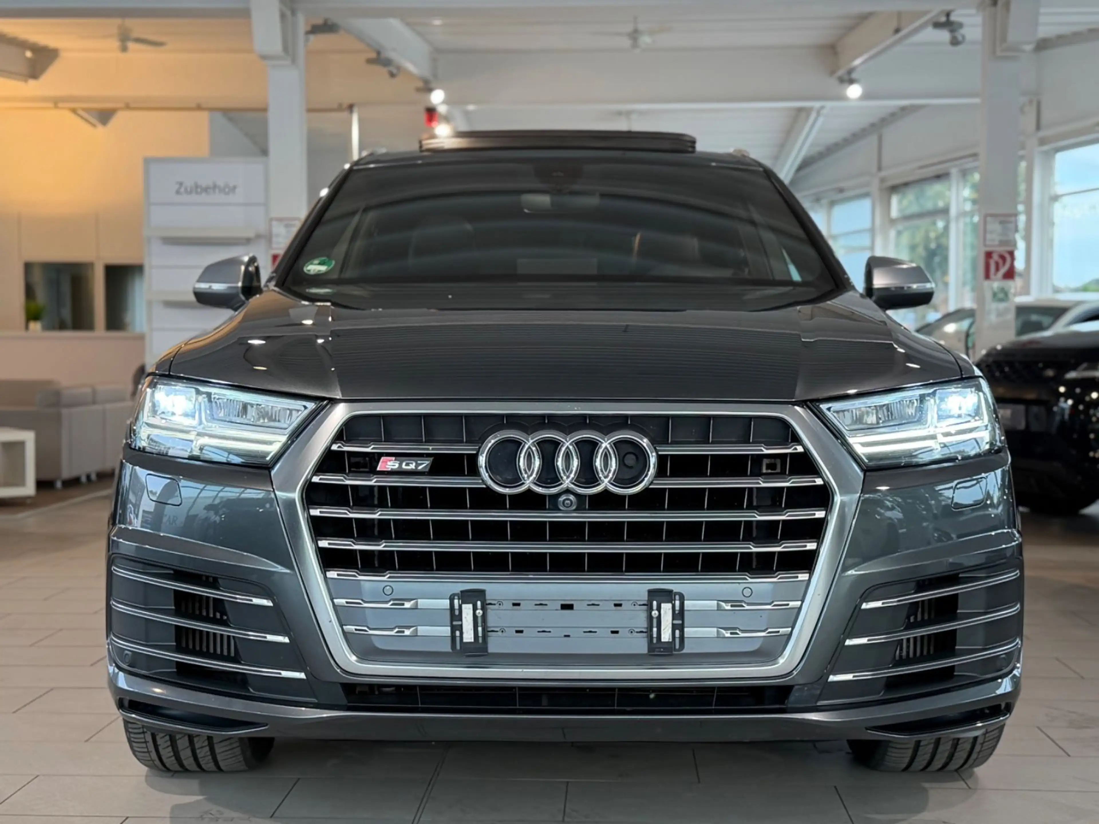 Audi SQ7 4.0 TDI quattro*MASSAGE*HEAD-UP*LED*S-DACH* — photo 9