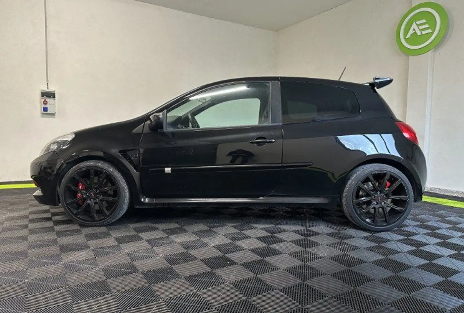 Renault Clio 3 2.0 16v Sport Luxe Schwarz - 2