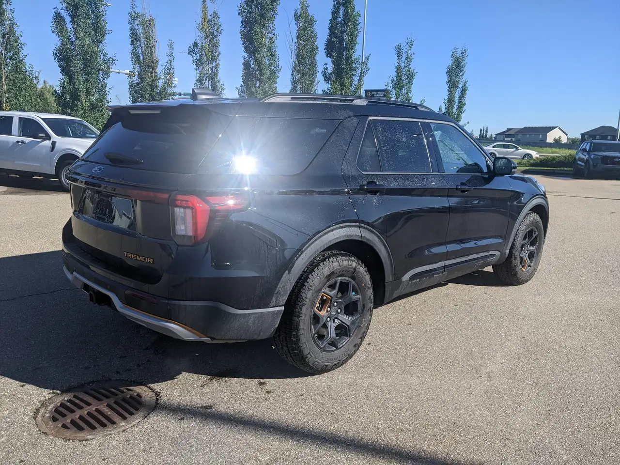 Ford Explorer photo Ford Explorer