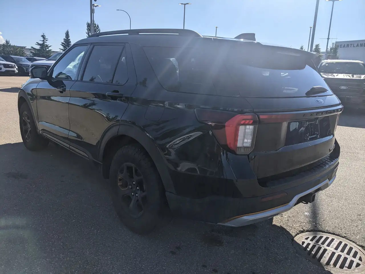 Ford Explorer photo Ford Explorer