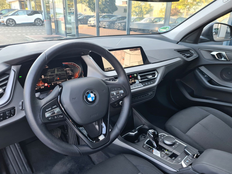 BMW 120 d Advantage - LC PRO - ASSISTS - LED - — photo 9