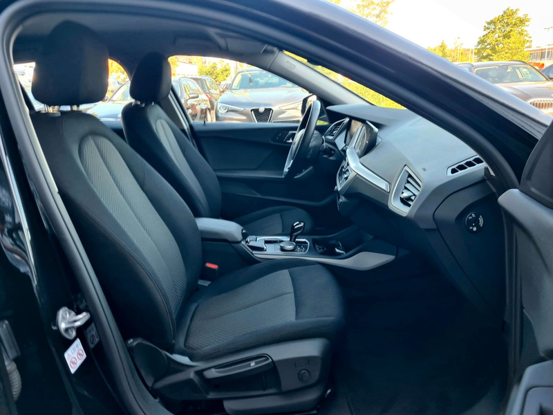 BMW 120 d Advantage - LC PRO - ASSISTS - LED - — photo 15