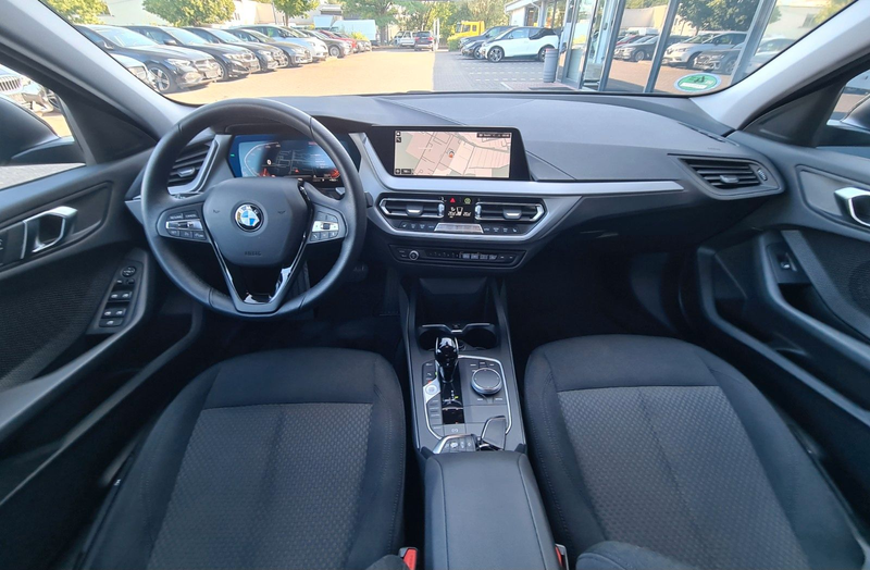 BMW 120 d Advantage - LC PRO - ASSISTS - LED - — photo 10