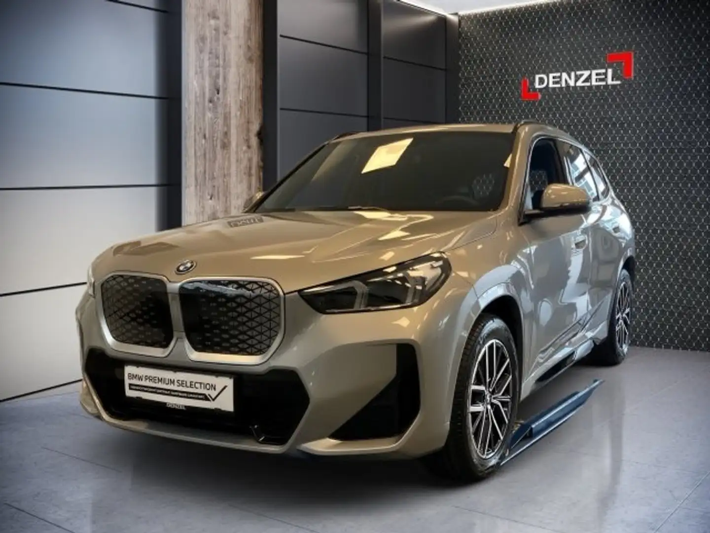 BMW iX1 eDrive20 U11 HB0 Argent - 2