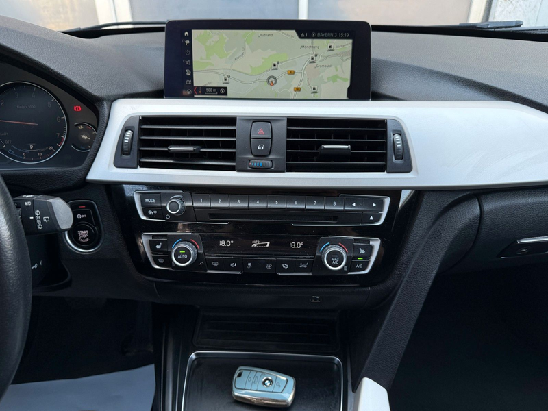 BMW 320 i xDrive Advantage LED Navi Automatik EU6 Tüv — photo 14