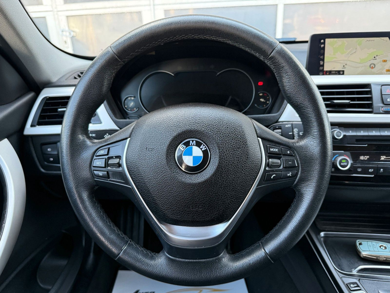 BMW 320 i xDrive Advantage LED Navi Automatik EU6 Tüv — photo 13