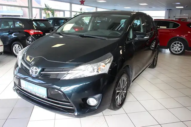 Toyota Verso 1.8 Life.NAVI.AHK.KAMERA.1Hand