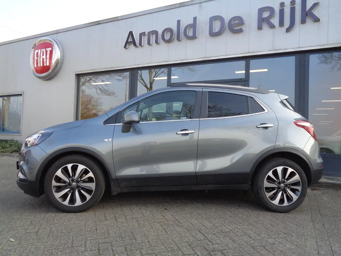 Opel Mokka X 1.4 Turbo Innovation Grijs - 2