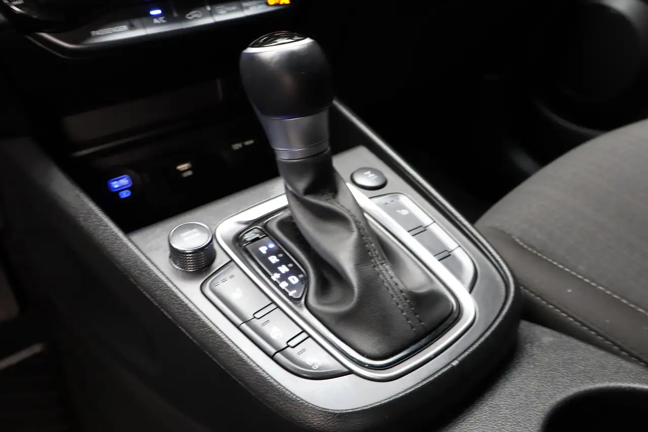 Hyundai KONA снимка Hyundai KONA
