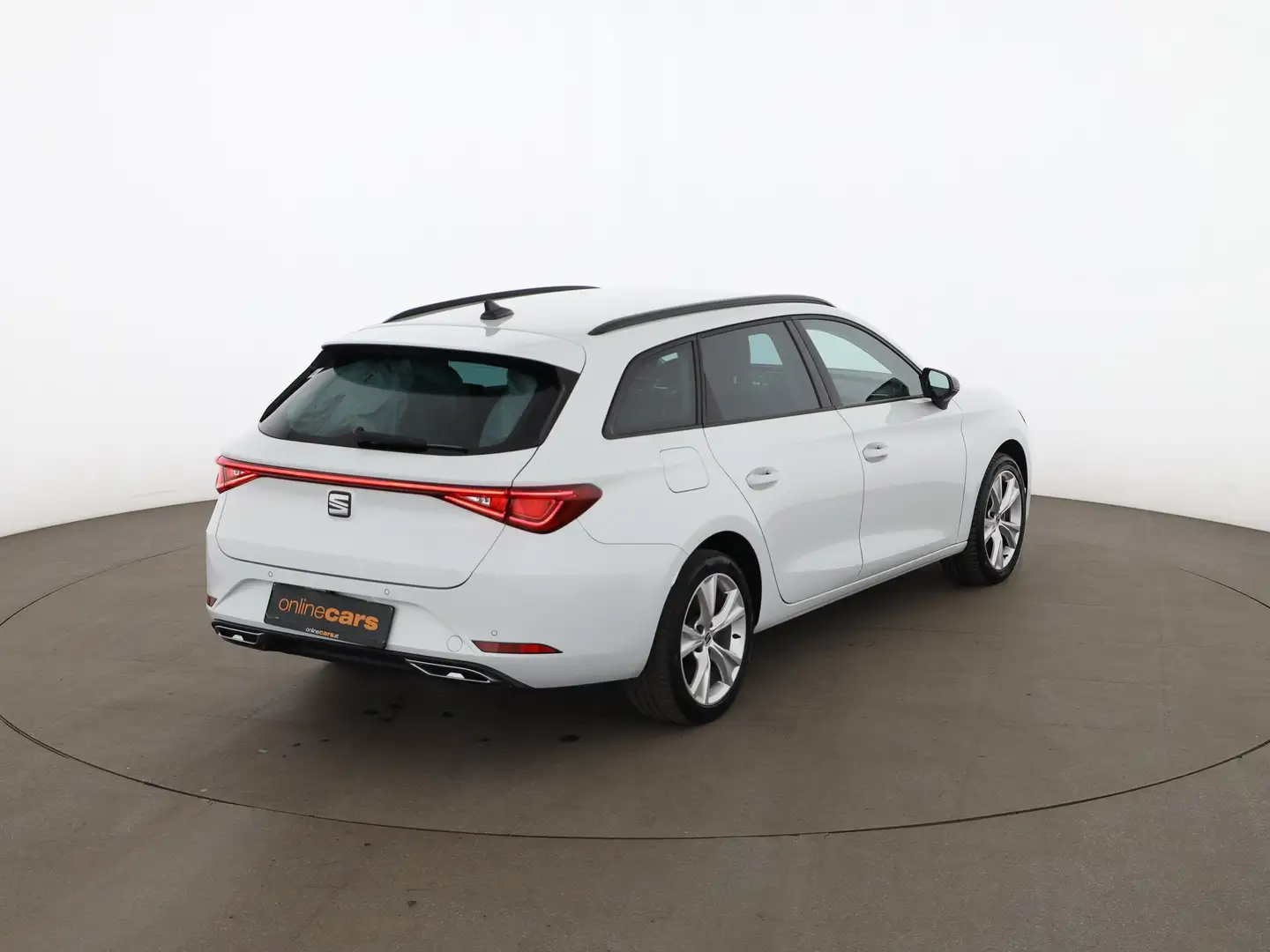 SEAT Leon ST 1.4 FR Aut LED RADAR NAVI SITZHZG R-CAM Weiß - 2