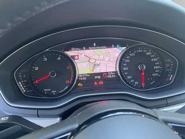Audi A4 view 13