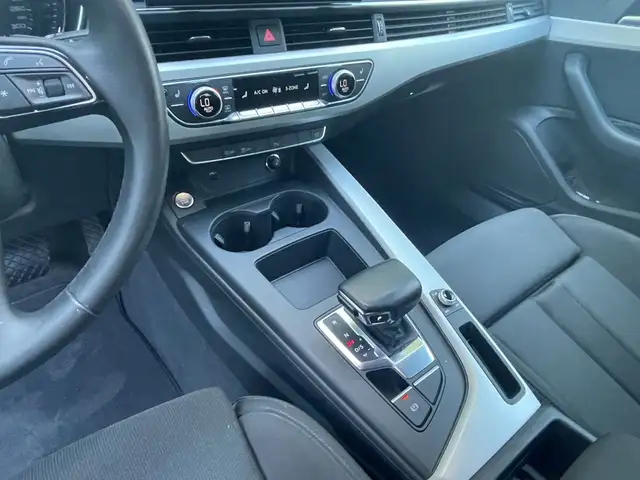 Audi A4 view 15
