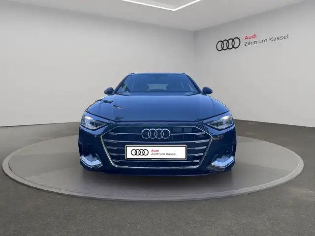 Audi A4 view 10