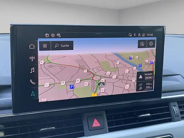 Audi A4 view 14