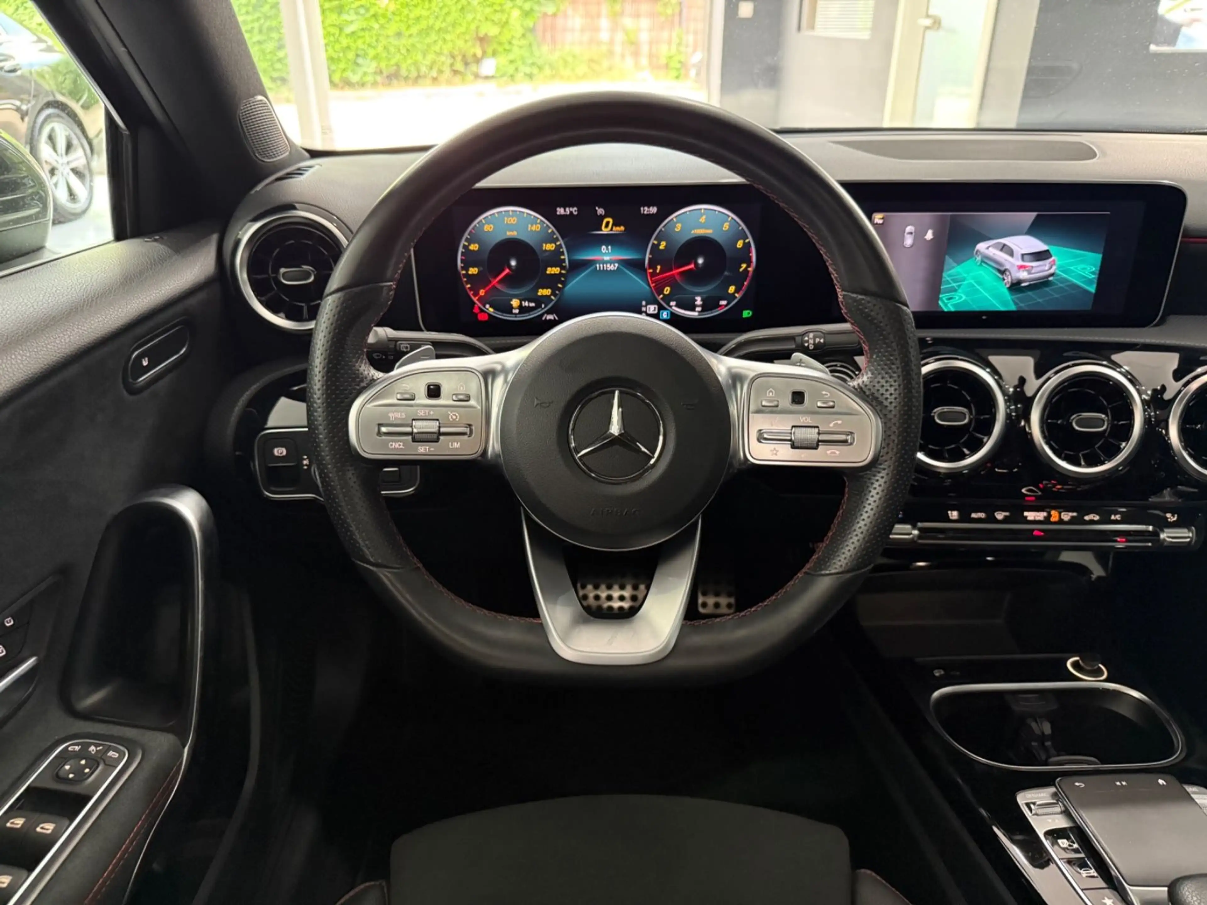 Mercedes-Benz A 220 *AMG-LINE*PANO*WIDESCREEN*LED-SCHW* — photo 5
