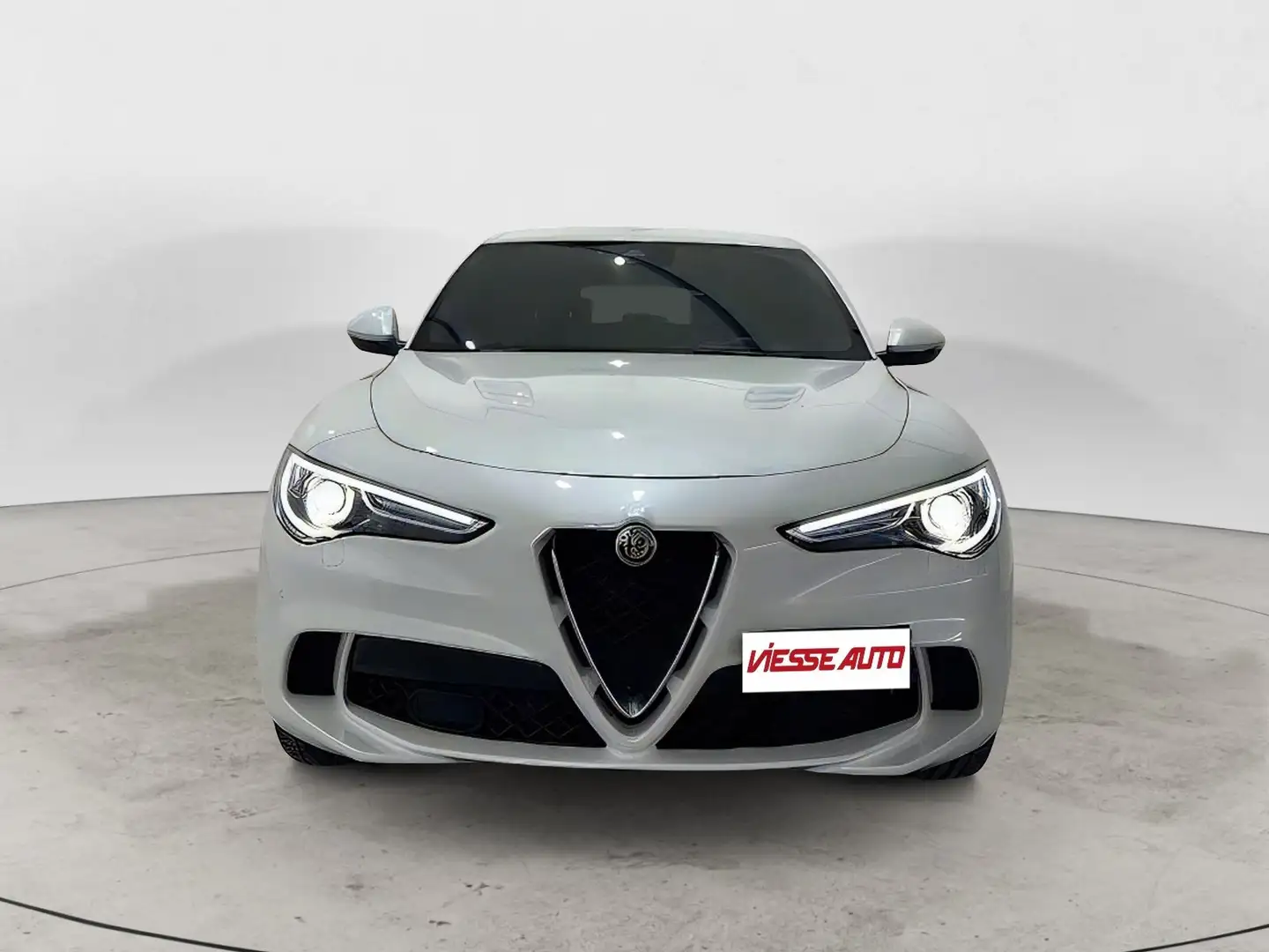 Alfa Romeo Stelvio Stelvio Quadrifoglio Bianco - 2