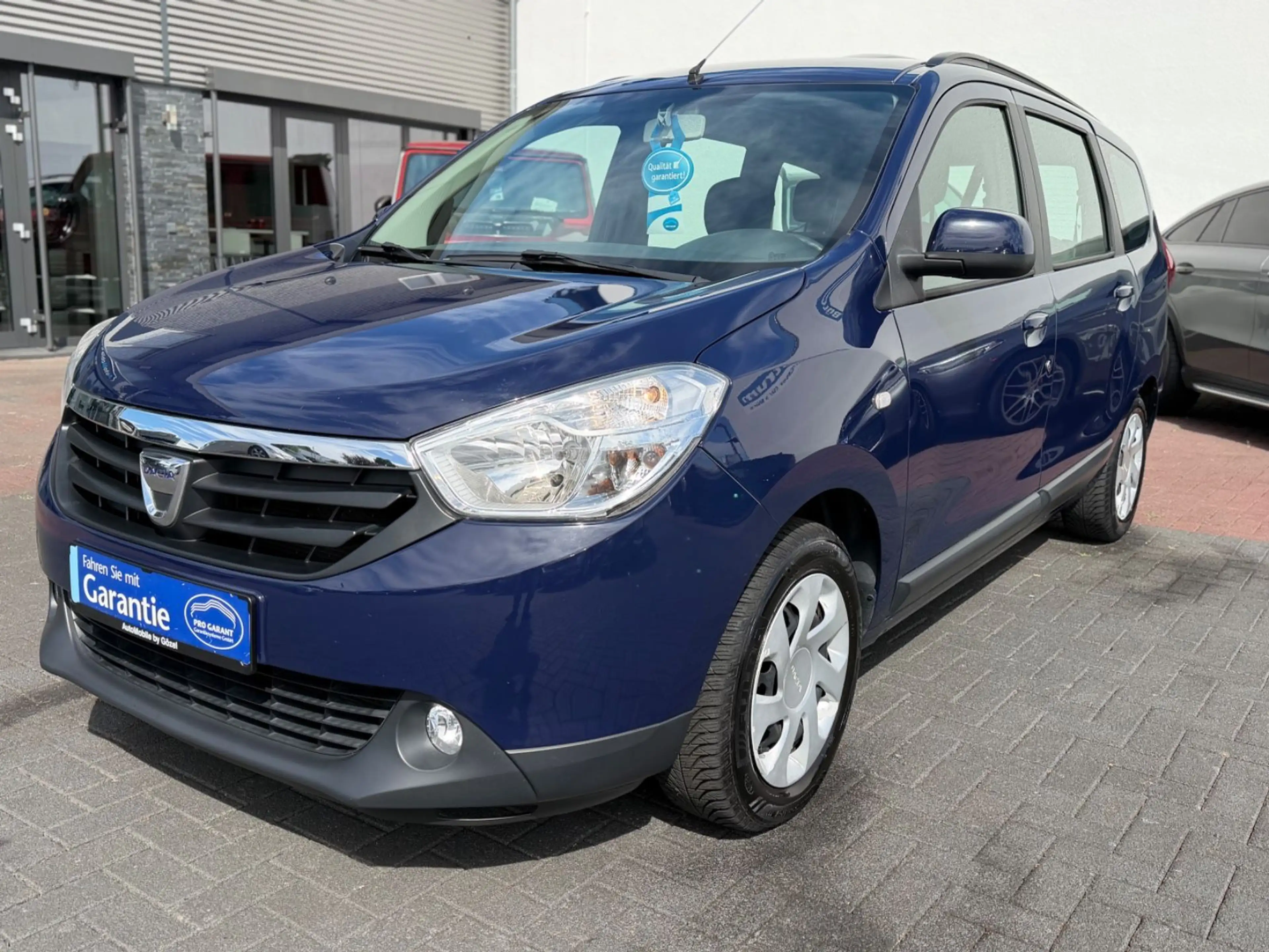 Dacia Lodgy Laureate *2. Hand *Kamera *AHK *Klima