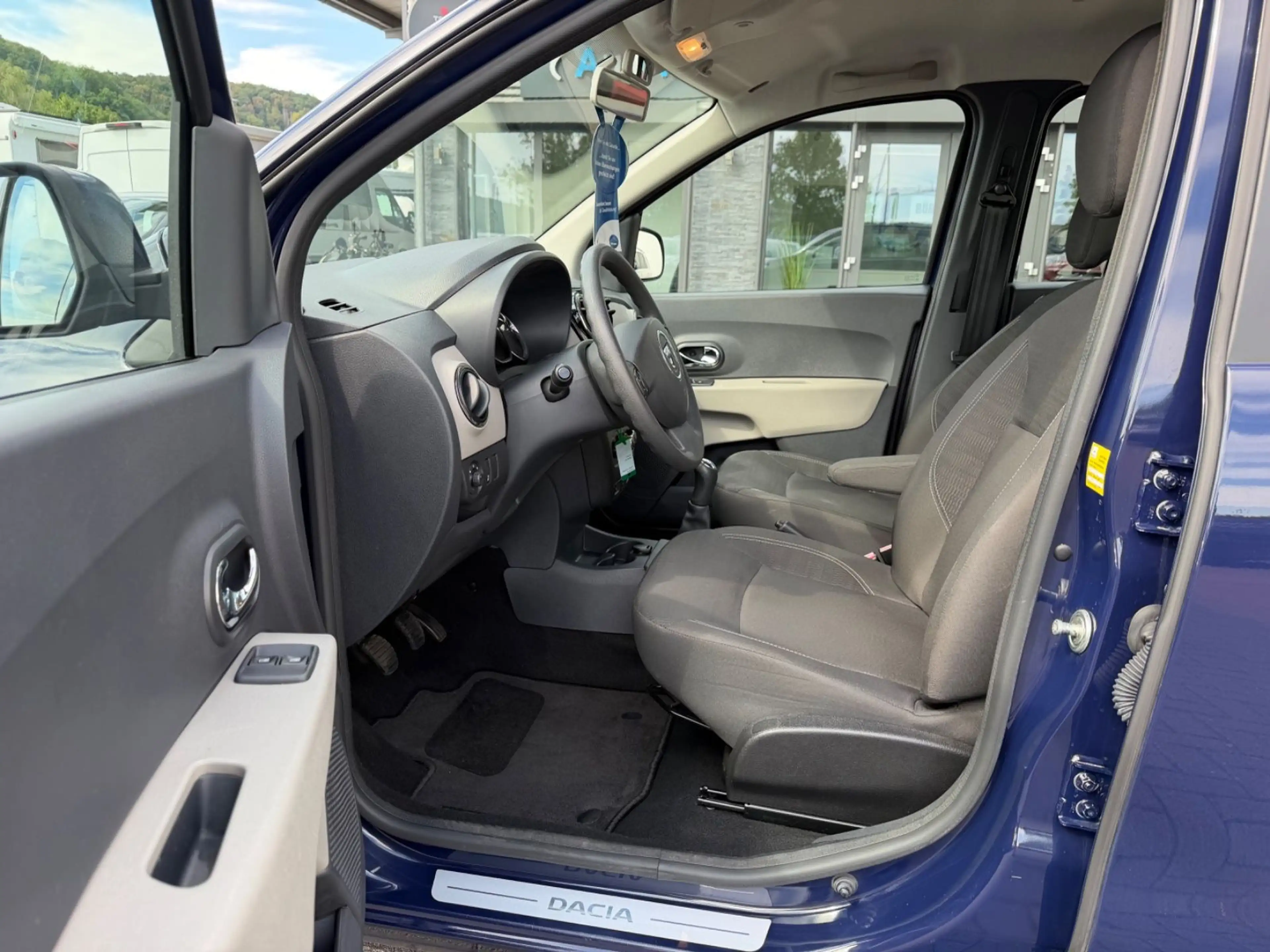 Dacia Lodgy Laureate *2. Hand *Kamera *AHK *Klima — photo 10