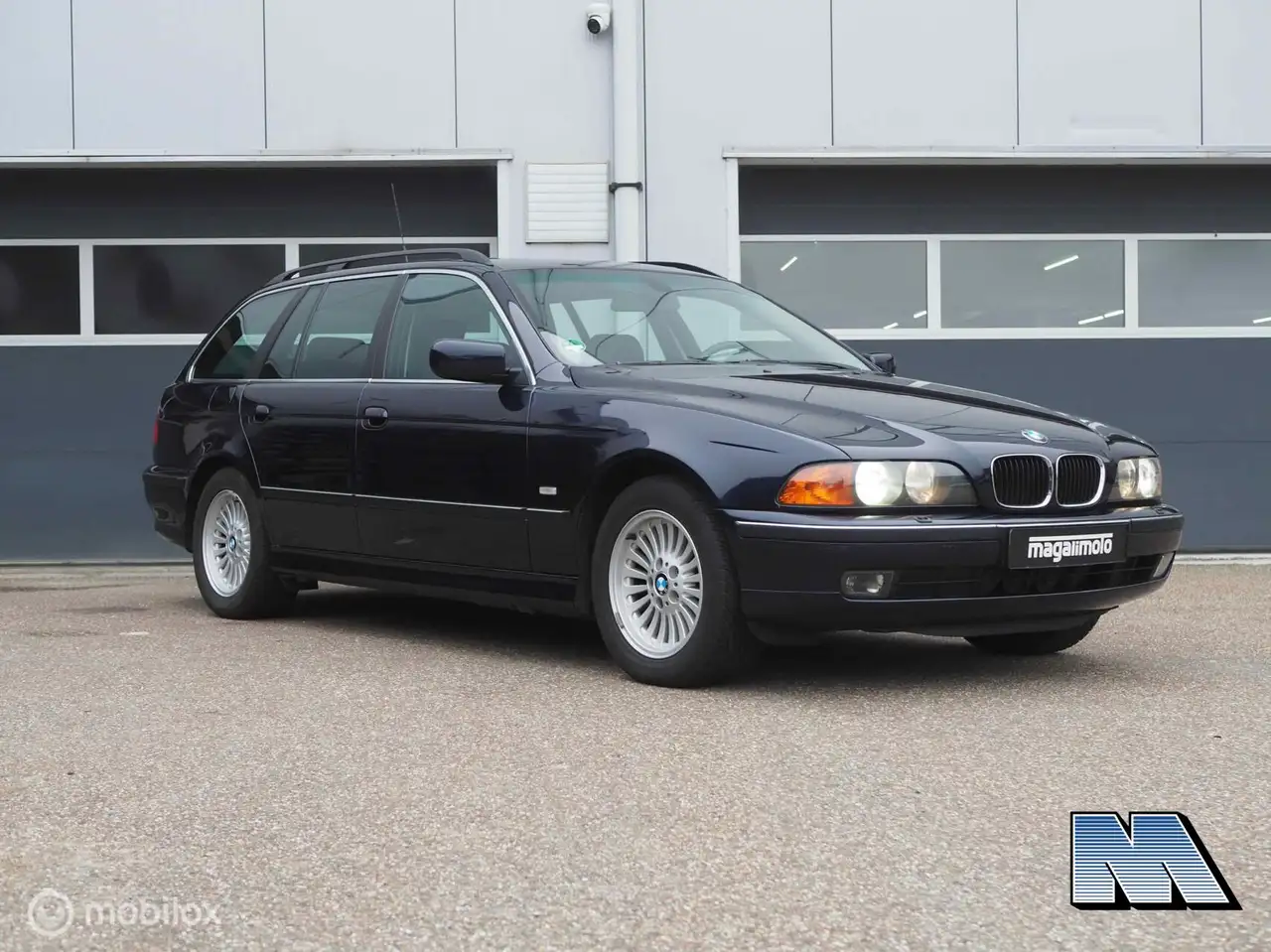 BMW 520 5-serie Touring 520i, foto 3