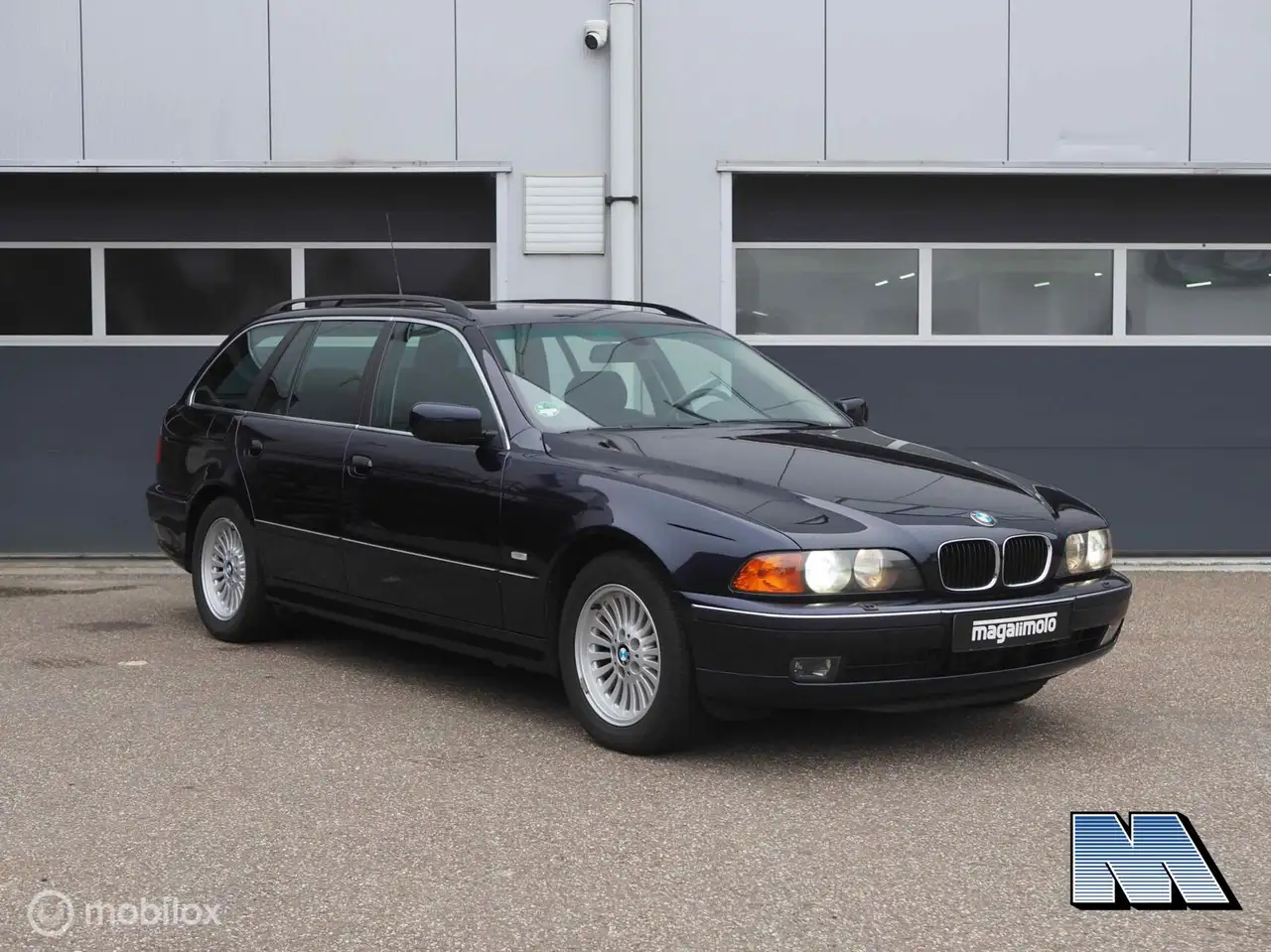 BMW 520 5-serie Touring 520i, foto 2