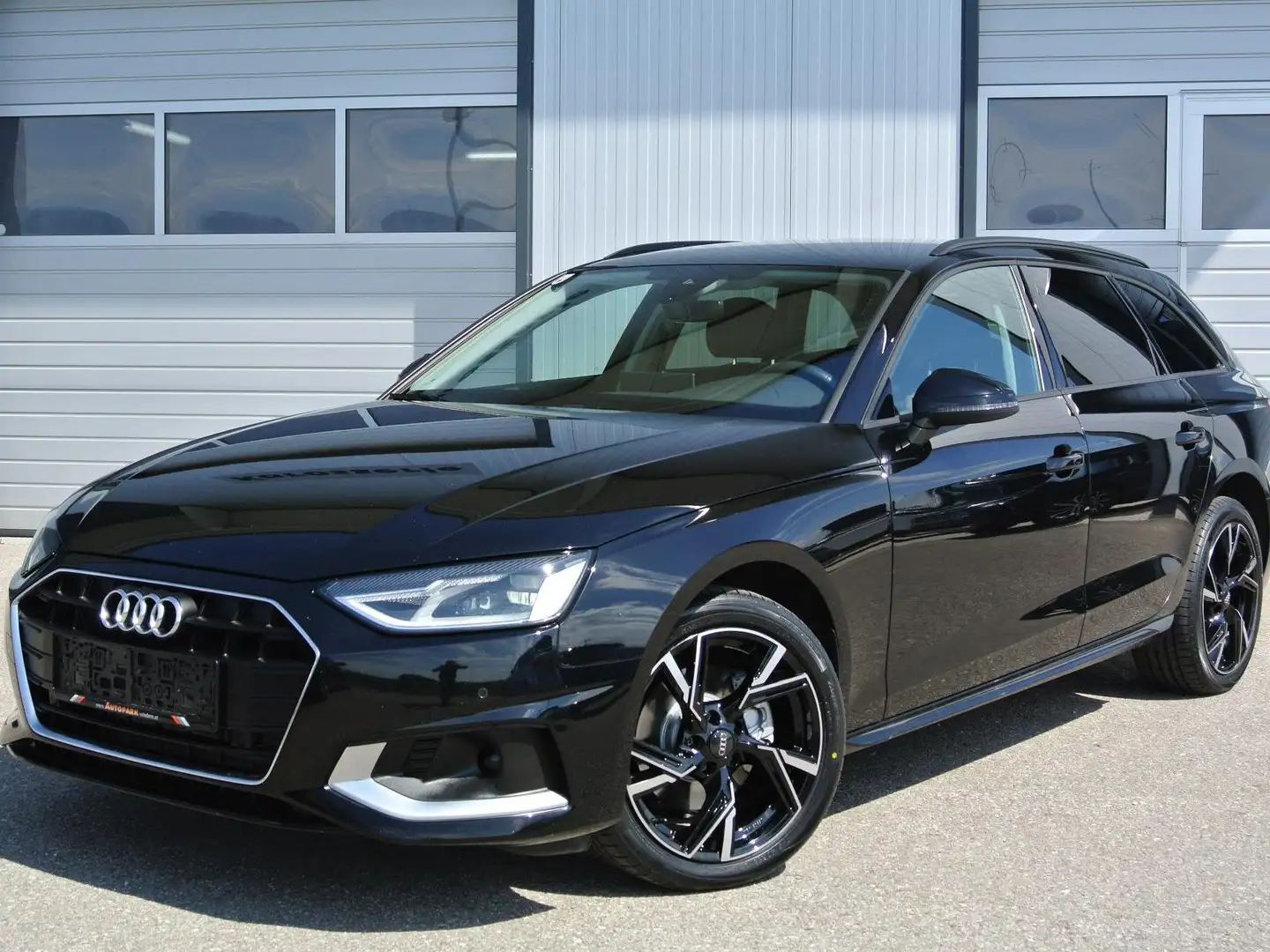 Audi A4 Avant 40 2.0 TFSI g-tron S-tronic ** CNG/Benzin Schwarz - 1
