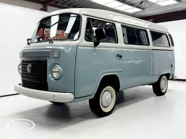Volkswagen T2 KOMBI LAST EDITION NEW No. 446/1200 - ONLINE AUCTI
