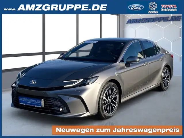 Toyota Camry 2.5 Hybrid LED+Leder+Kamera