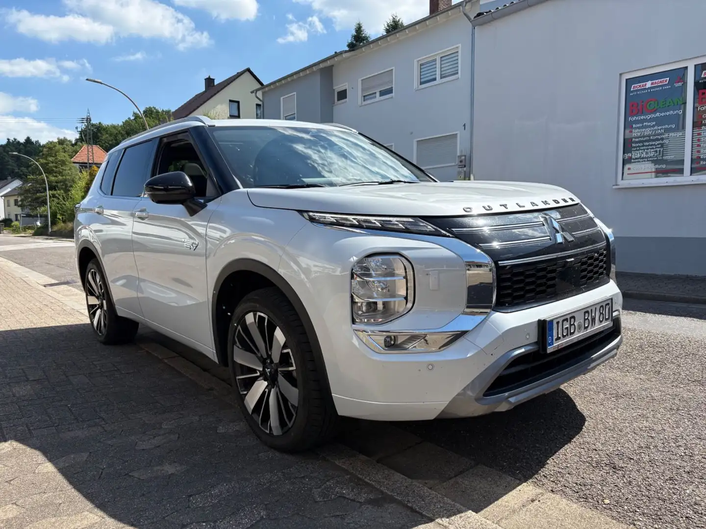 Mitsubishi Outlander 2.4 PHEV 4WD Top Vorführwagen Blanc - 2