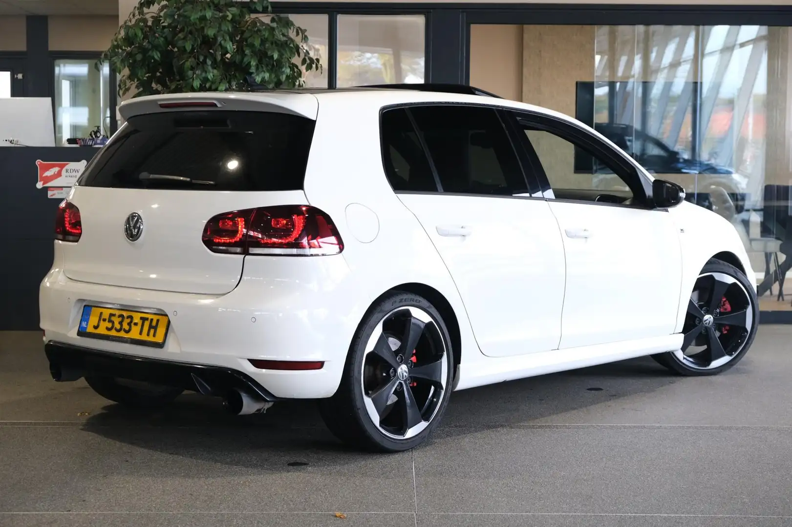 Volkswagen Golf GTI 2.0 Edition 35 DSG Dak Leder Led Pdc Dynaudio Navi Blanc - 2
