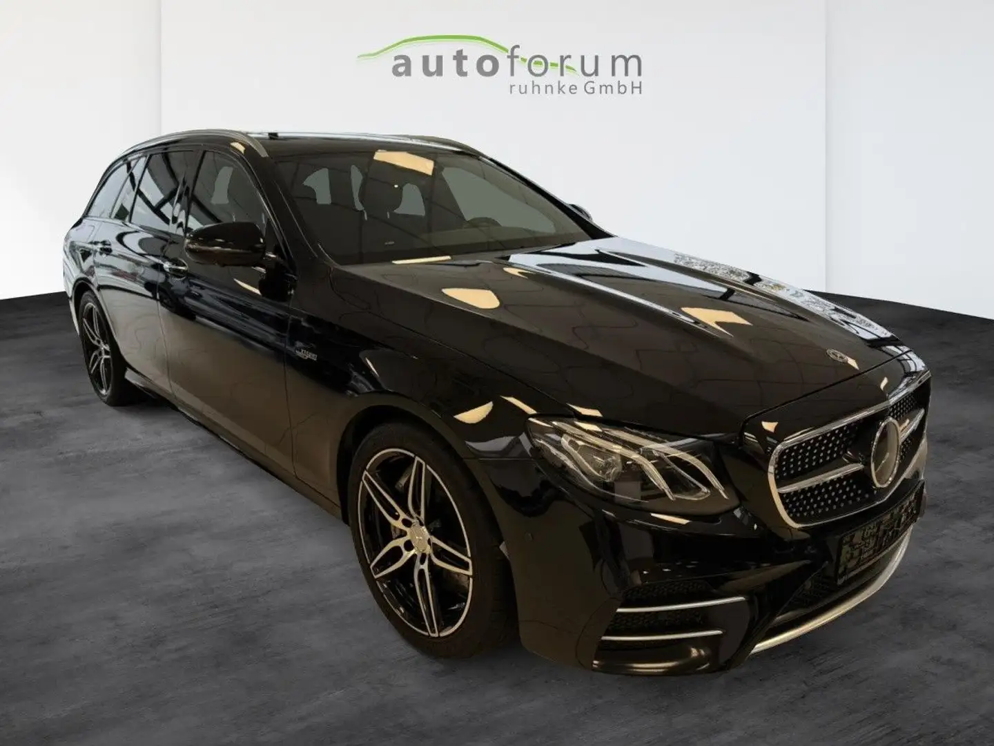 Mercedes-Benz E 53 AMG E -Klasse T-Modell E 53 AMG 4Matic+ Noir - 2