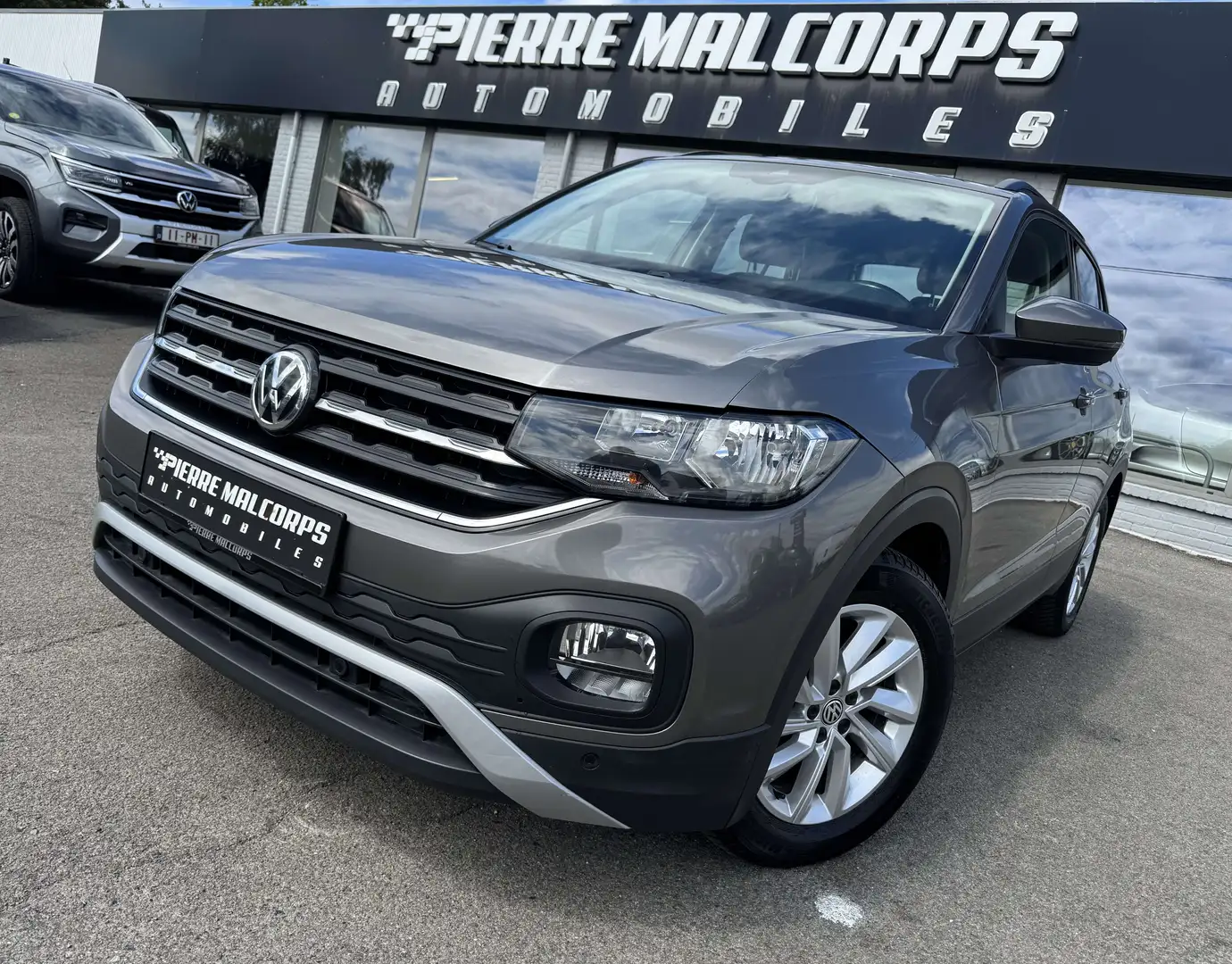 Volkswagen T-Cross 1.0 TSI Life DSG / AUTO / Navi / Carplay / Camera Gris - 1