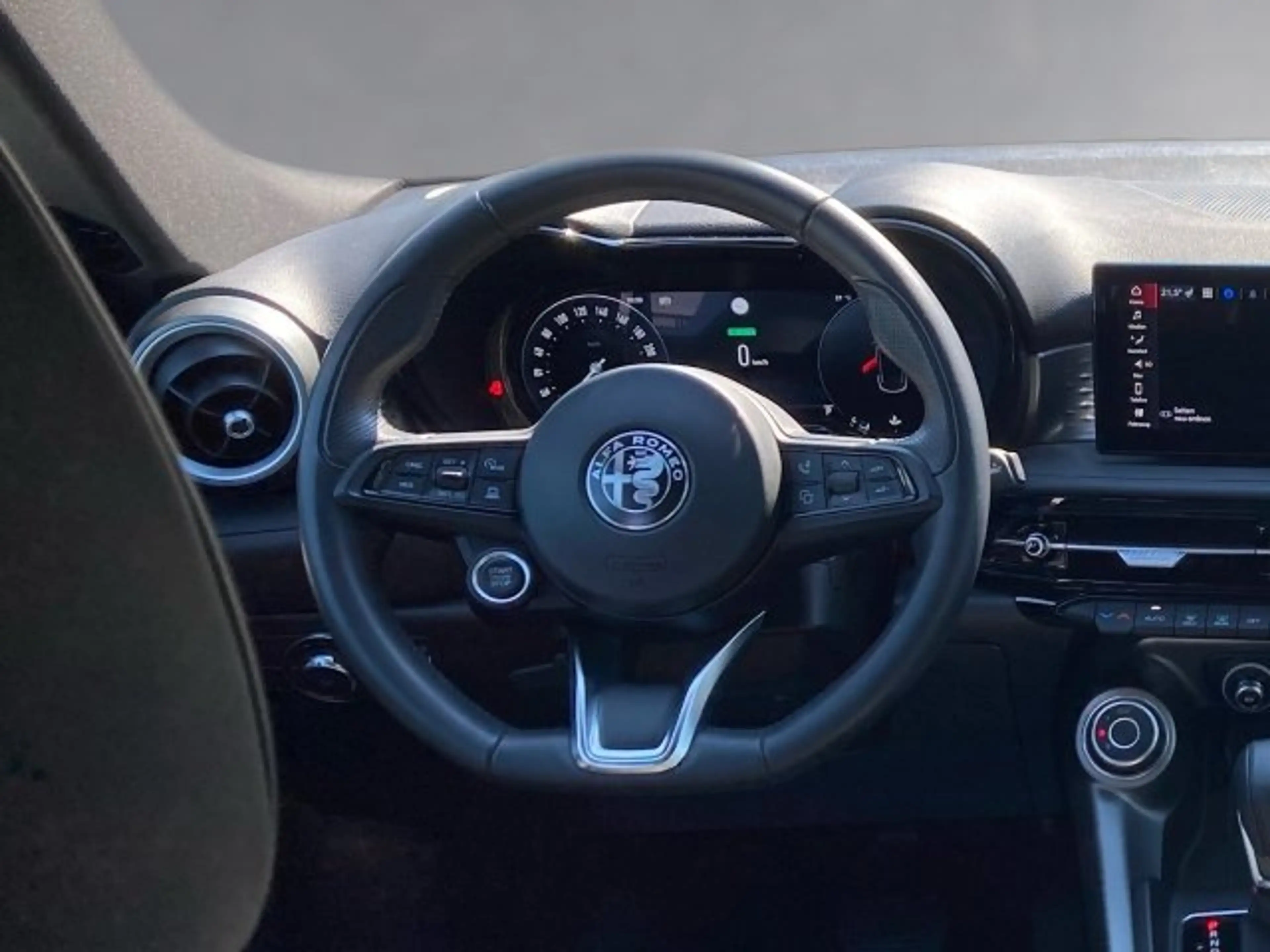 Alfa Romeo Tonale Sprint 1.5 MHEV 130 — photo 10