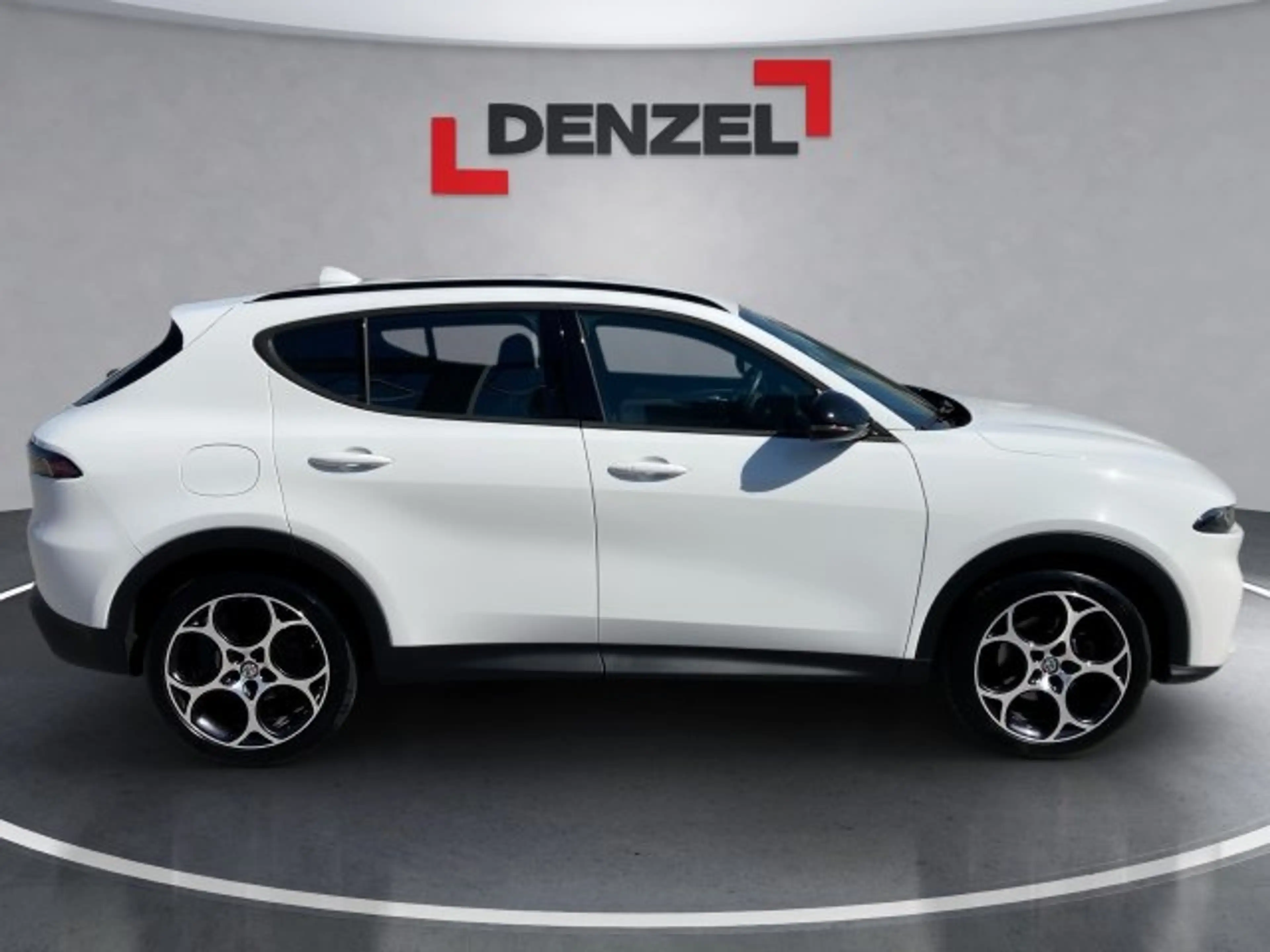 Alfa Romeo Tonale Sprint 1.5 MHEV 130 — photo 5