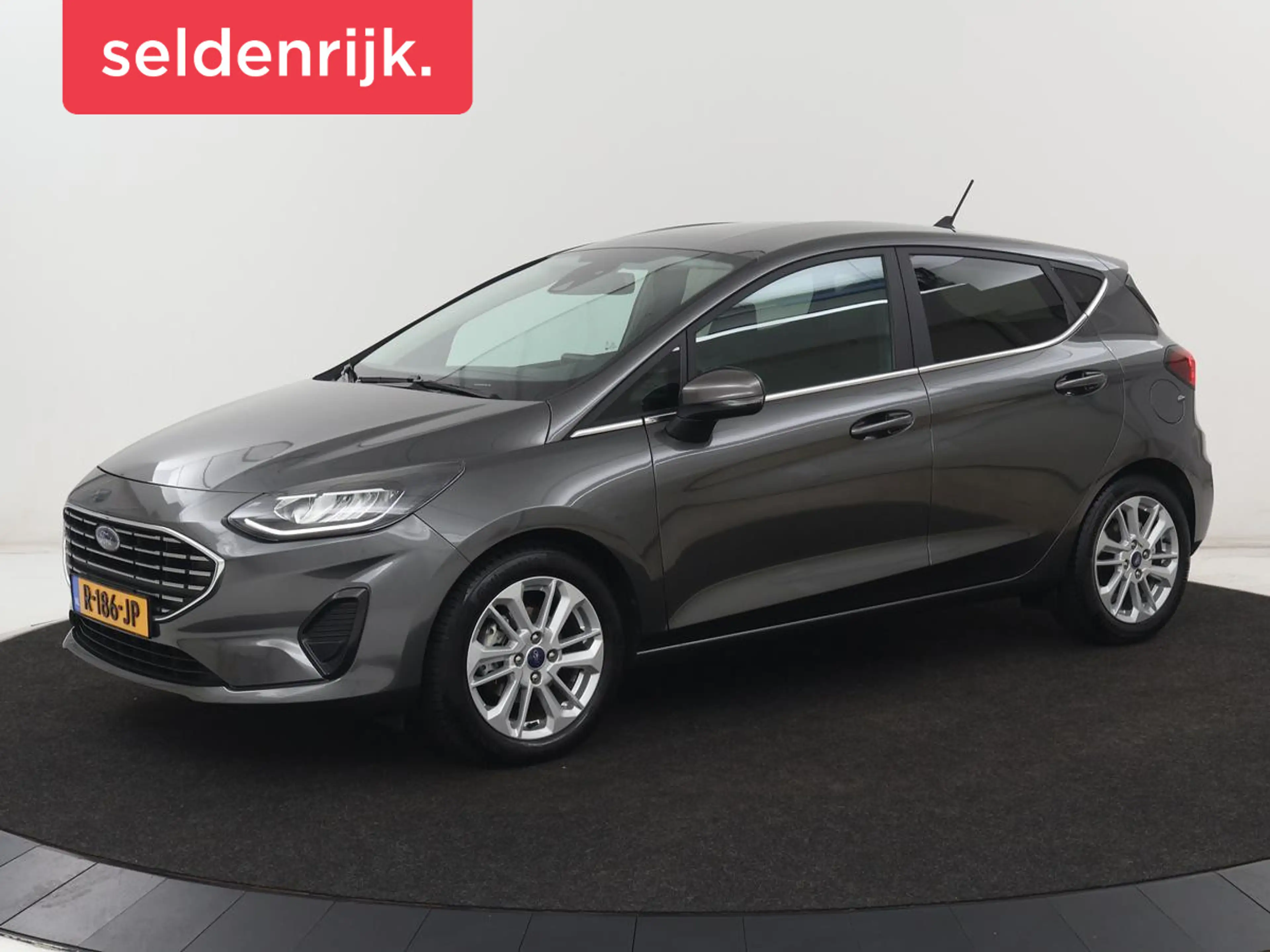Ford Fiesta 1.0 EcoBoost Hybrid Titanium X | Automaat | Camera