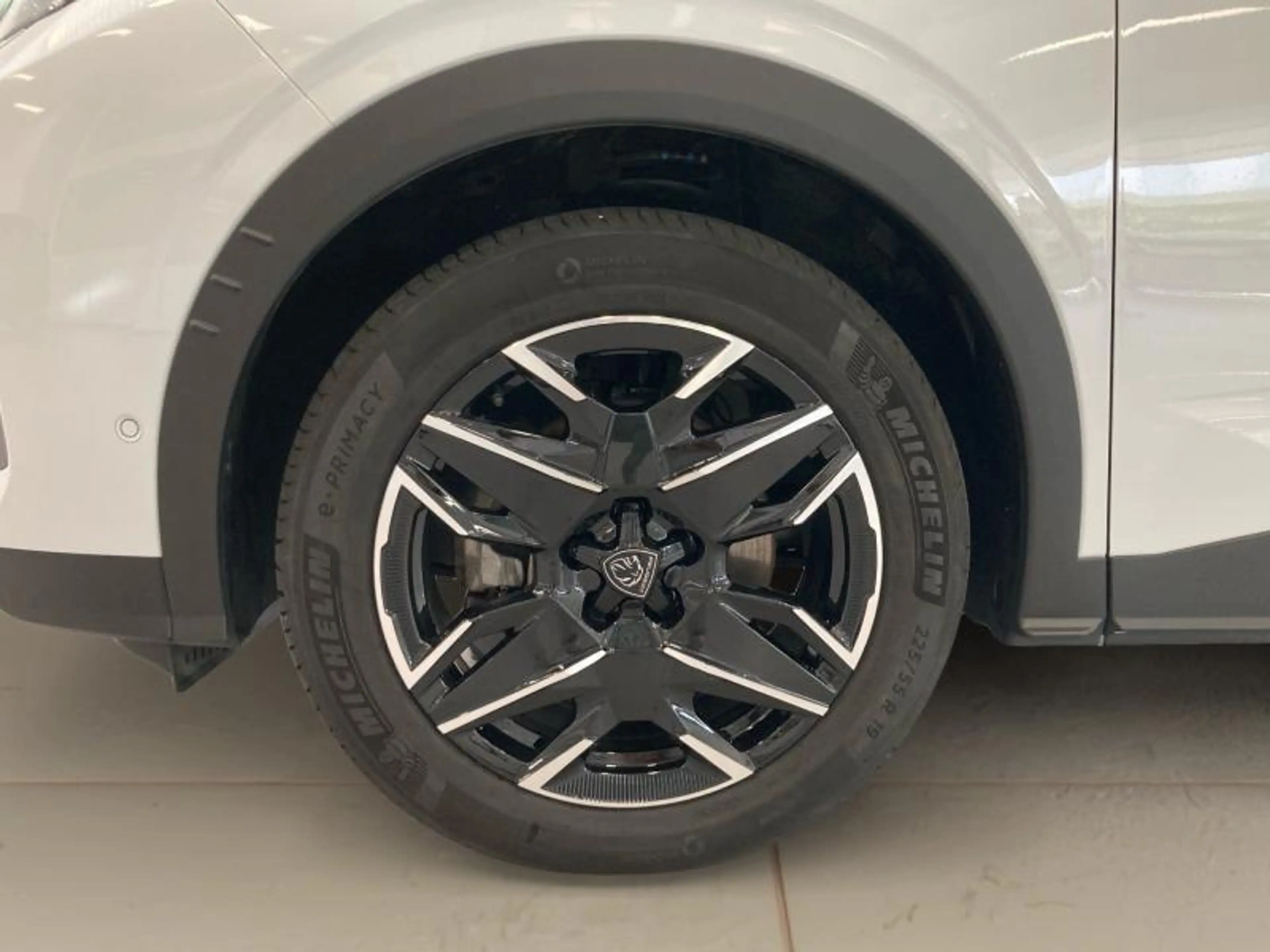 Peugeot 5008 III & e- Allure * 7pl * — photo 9