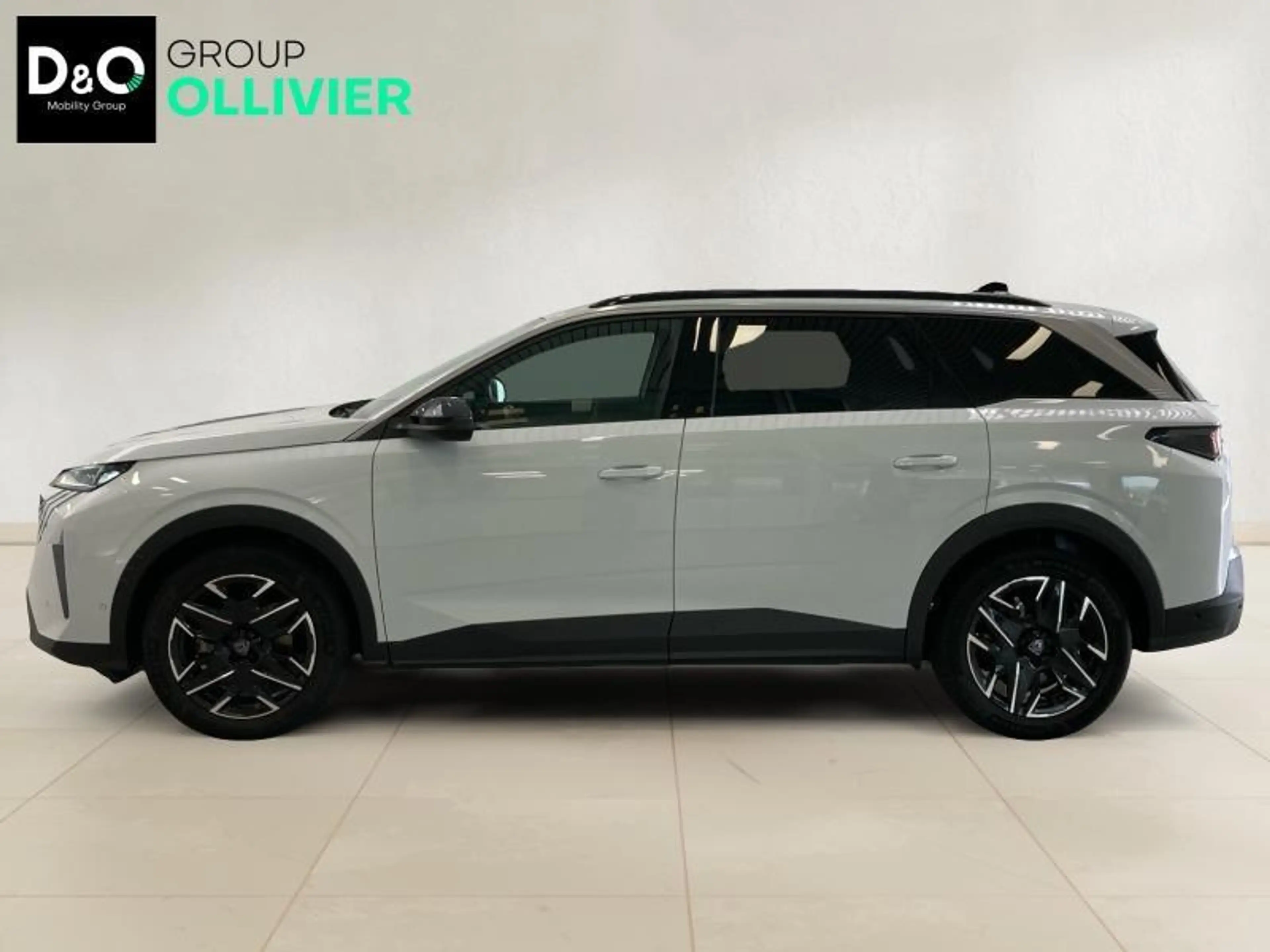 Peugeot 5008 III & e- Allure * 7pl * — photo 4