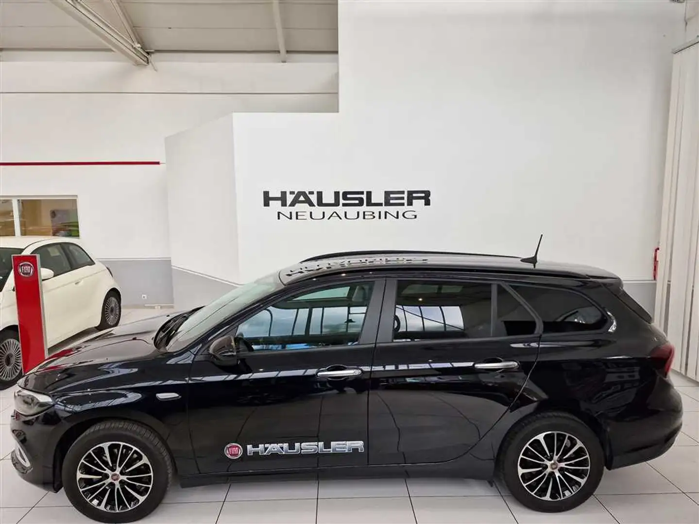 Fiat Tipo Kombi *Style-Paket* *Tech-Paket* *Komfort-Paket* u Nero - 2