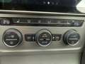 Volkswagen Golf 1.6 TDI Highl. BlM. Blauw - thumbnail 12
