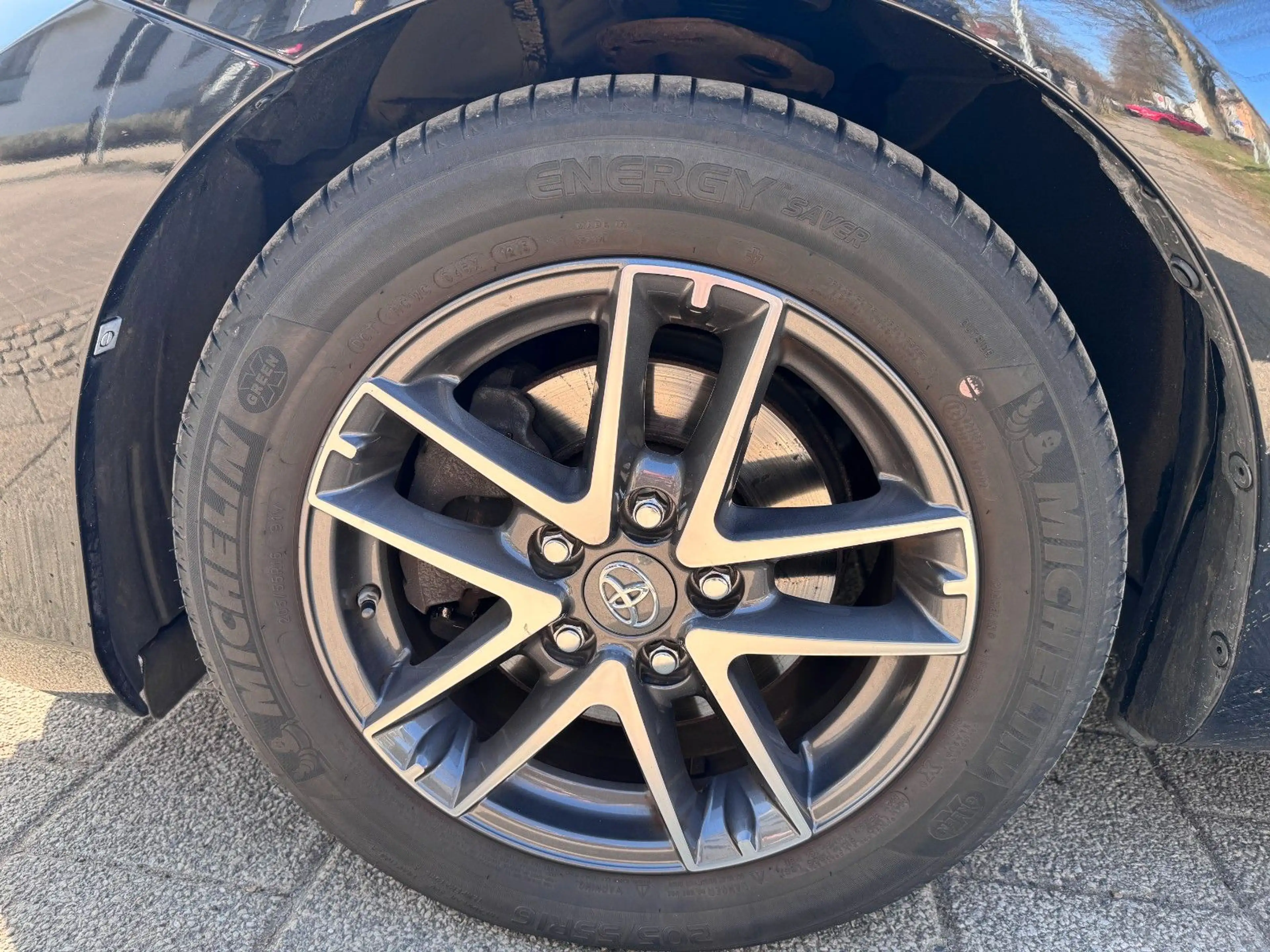Toyota Auris Edition NUR 73.000 KM* — photo 10